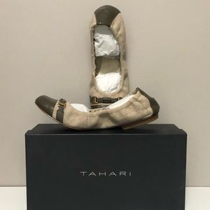 Tahari Veronica ballet flats